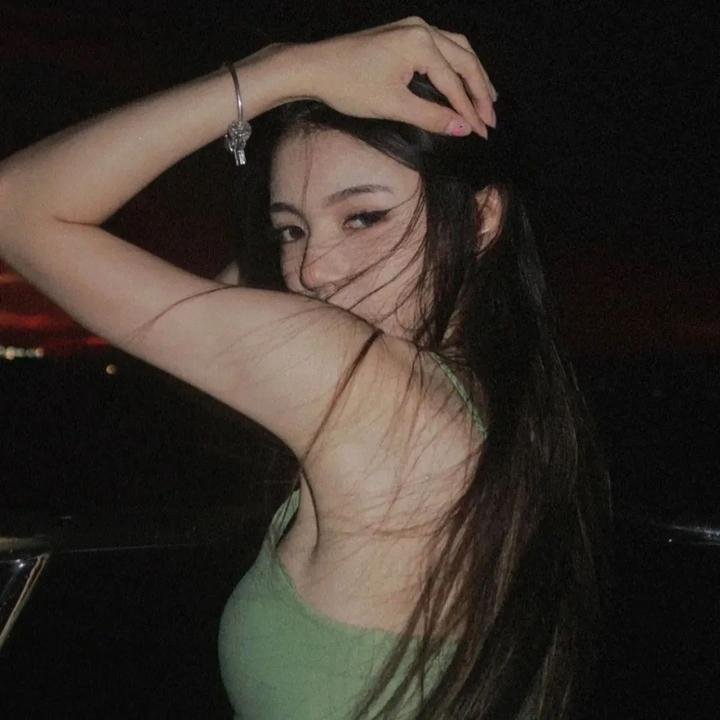 坐稳车泰欣娜